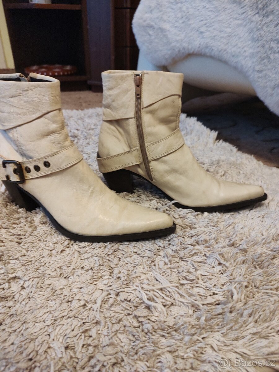 Kožené polokozačky - koně - 12