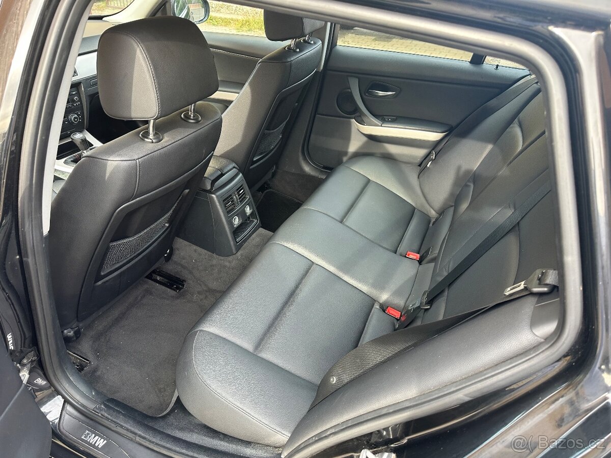 BMW e91 2.0 bizel 2012 rok - 12
