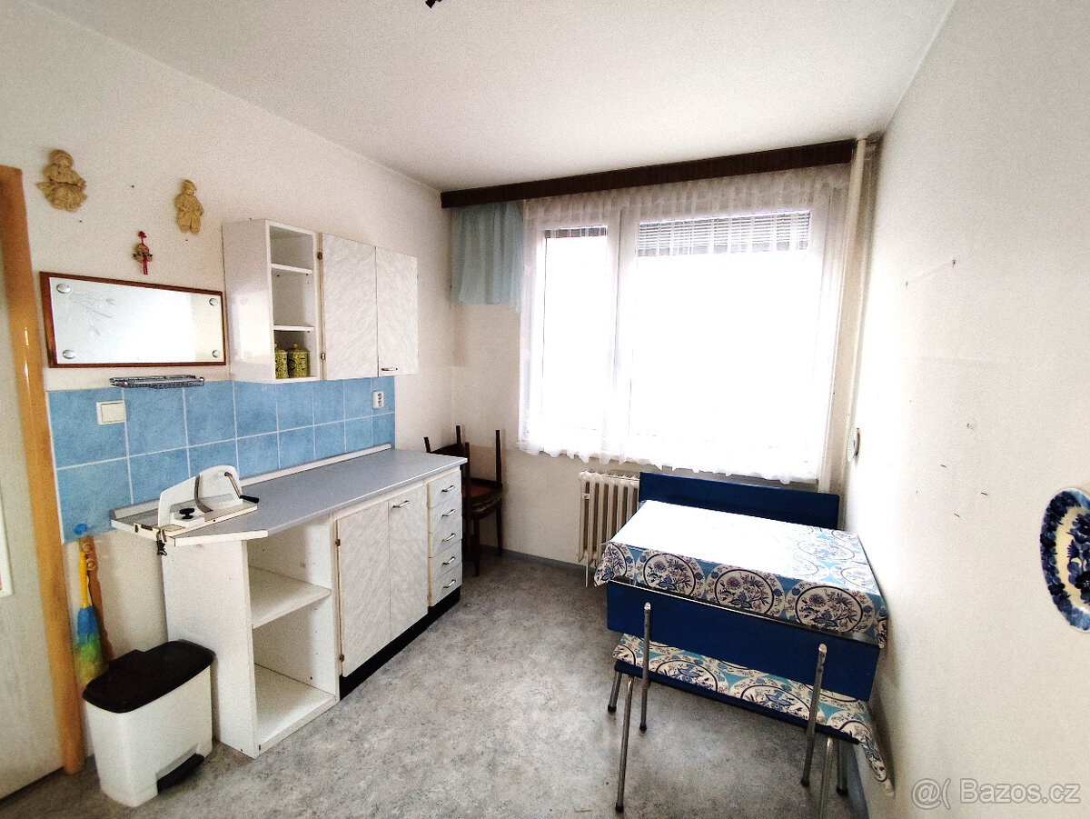 Prodej bytu 3+1,Polabiny - 12