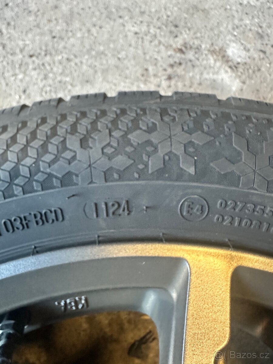 Zimní sada 215 / 55 / R17 5X112 - 12