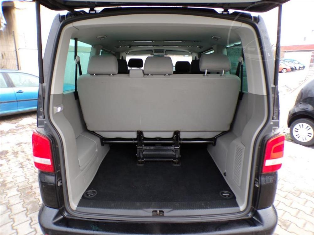 Volkswagen Caravelle 2,0 TDI AUTOMAT,TAŽNÉ ZAŘÍZENÍ - 12
