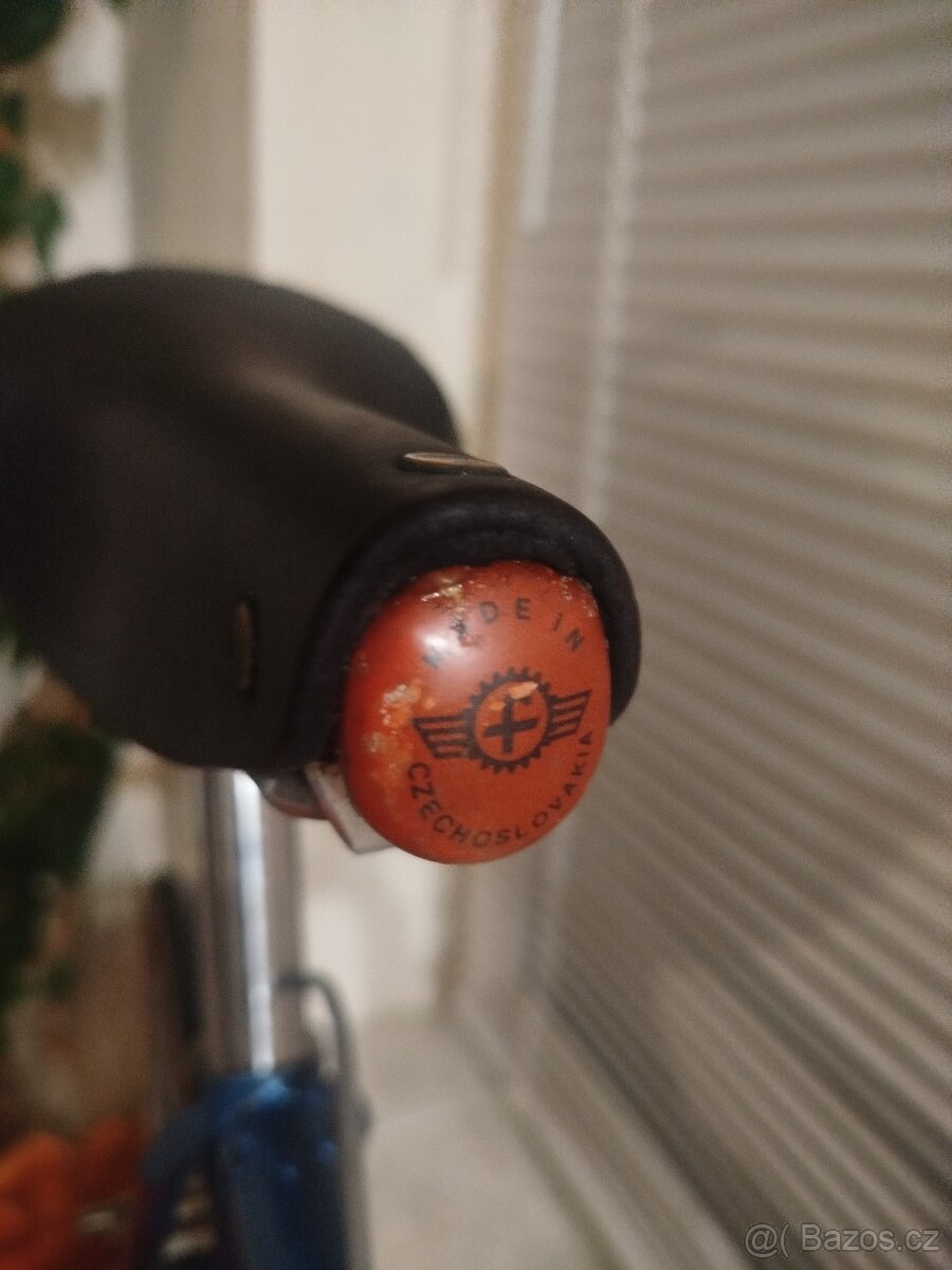 FAVORIT F1 SPECIÁL R. 1970 - 12