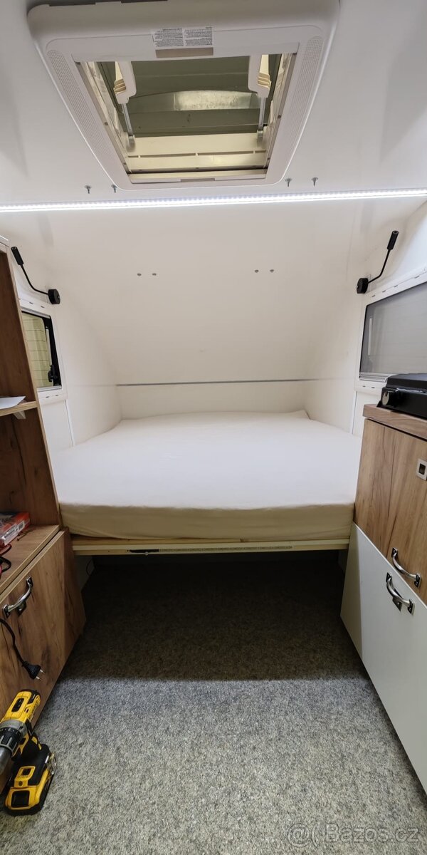 Predám upravený minikaravan KONDOR do 750kg - 12