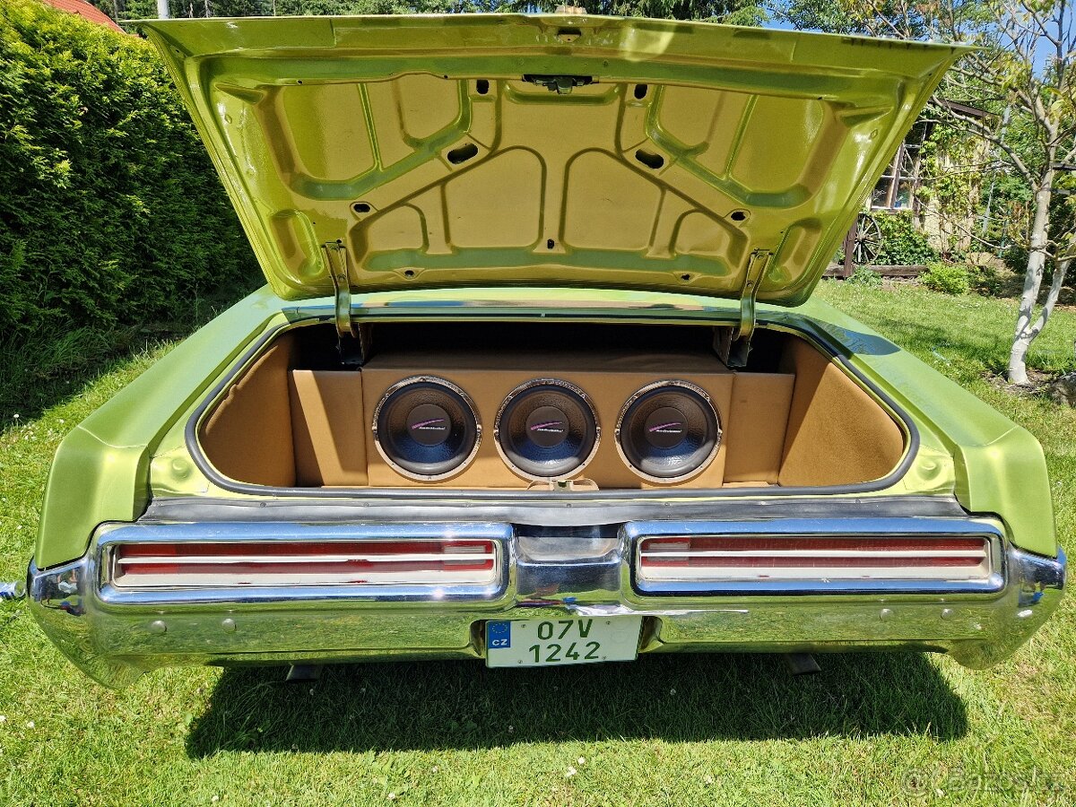 Buick LeSabre Convertible - 12