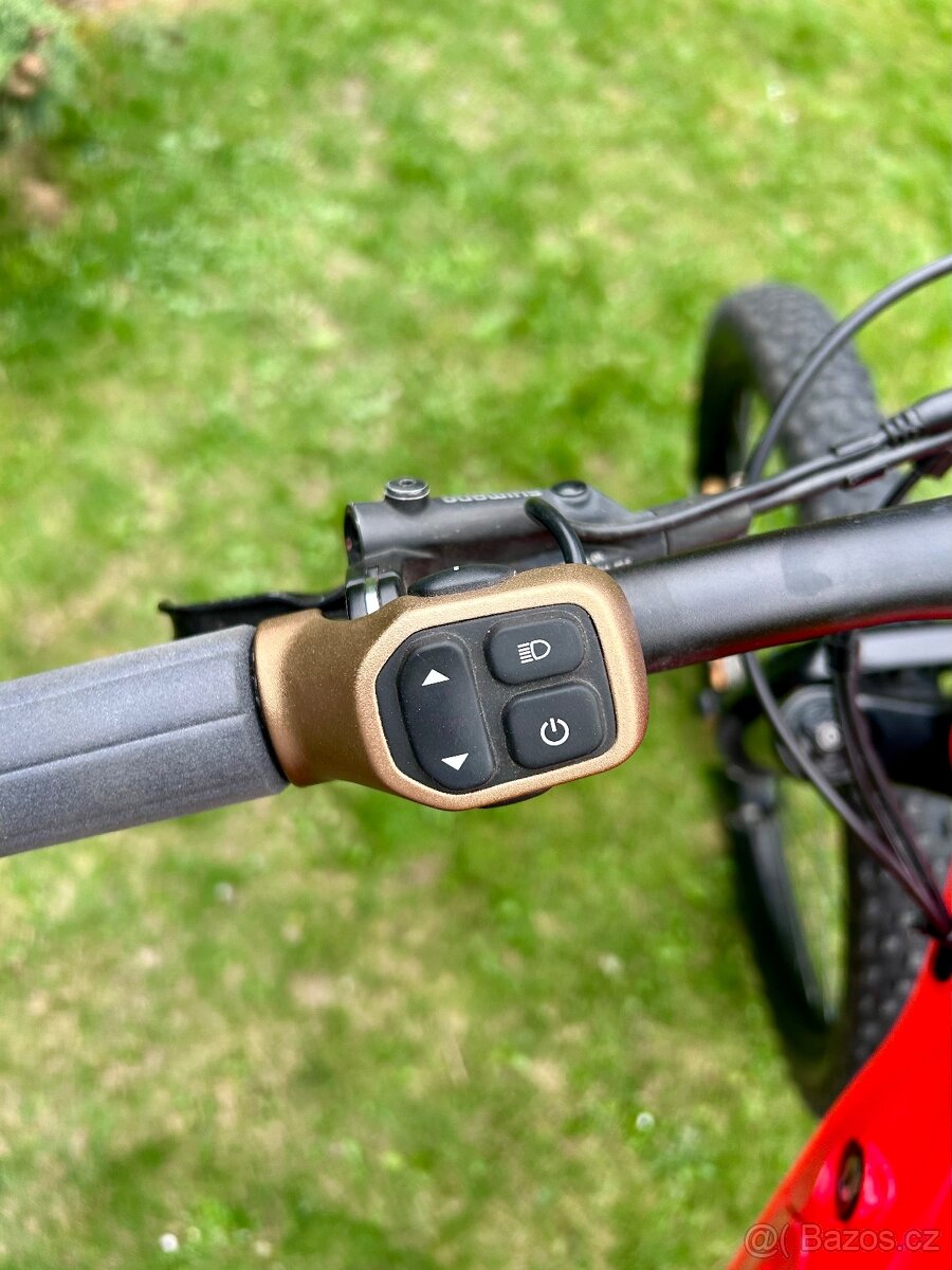 HORSKÉ ELEKTROKOLO GIANT - 12
