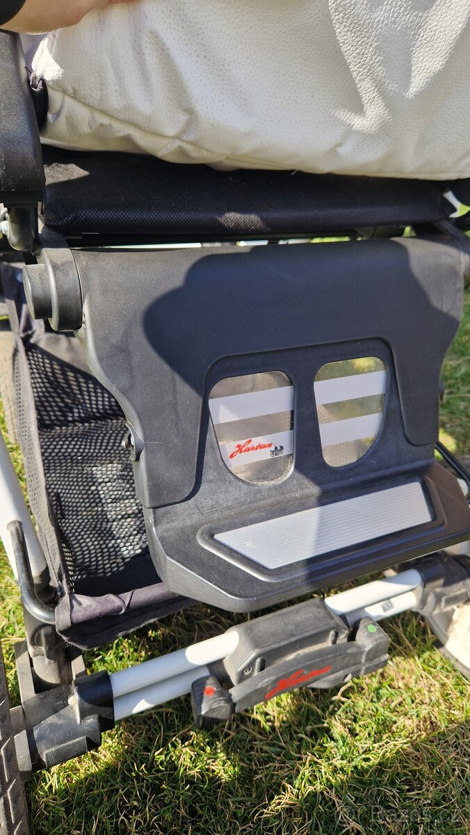 Kočárek Hartan - 12