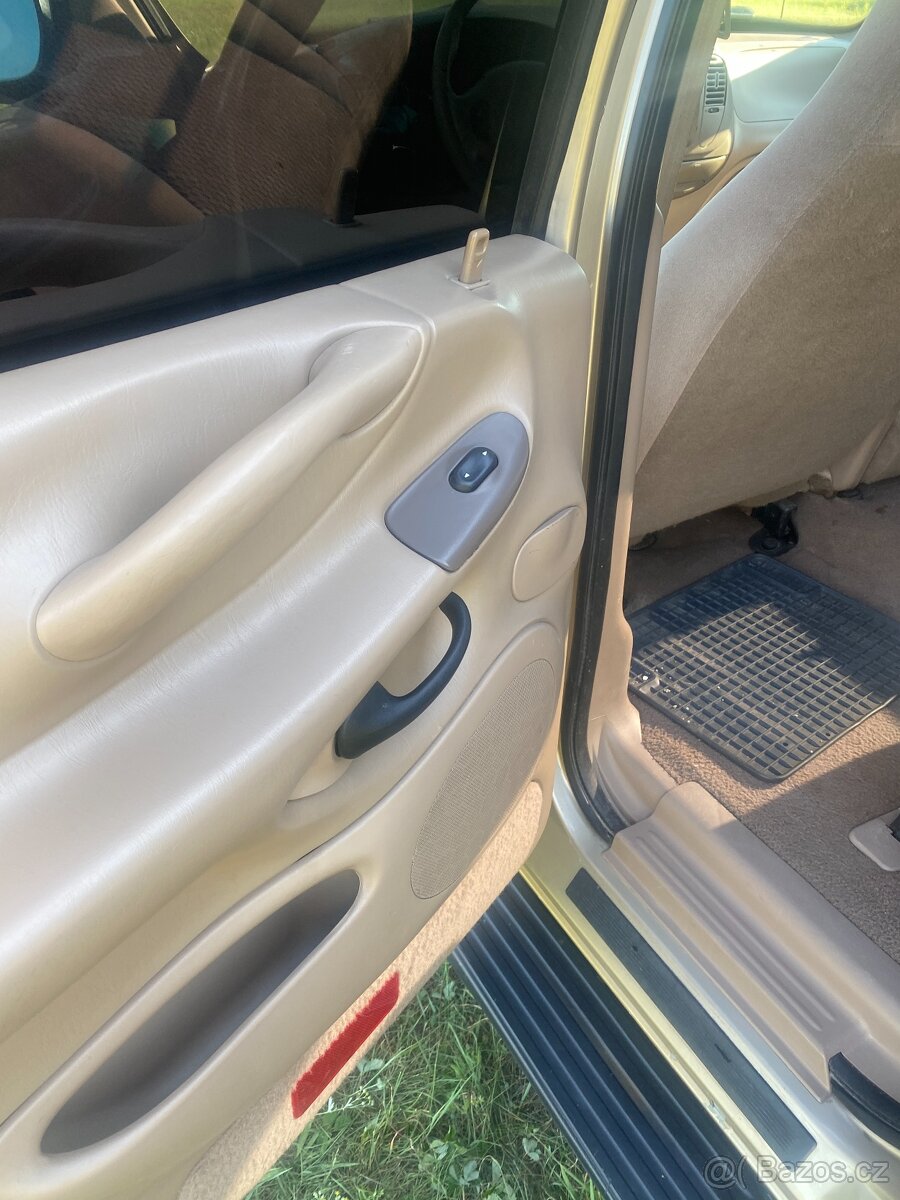 Ford Expedition 4,6 V8 r.v.2000 , automat, - 12