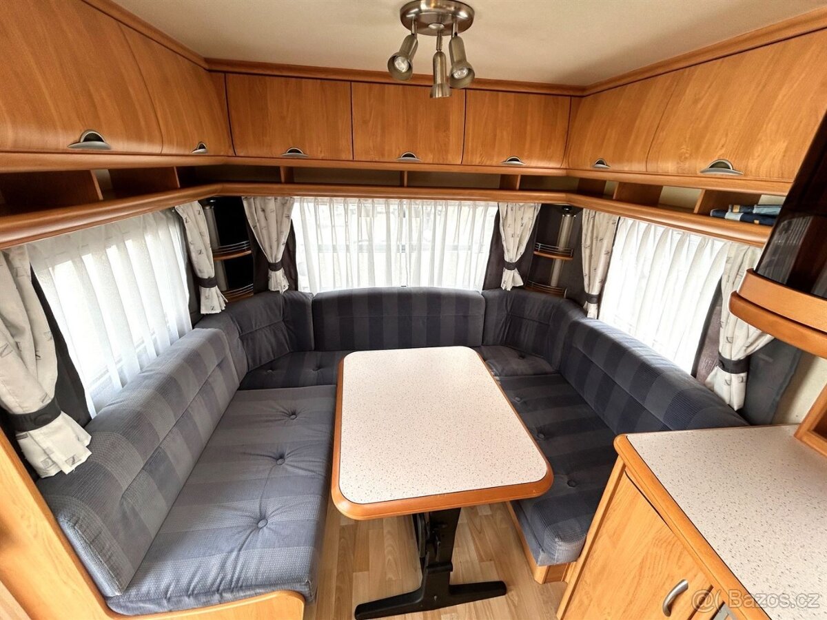 Karavan Hobby 495 Ufe excellent předstan nosič kol mover - 12