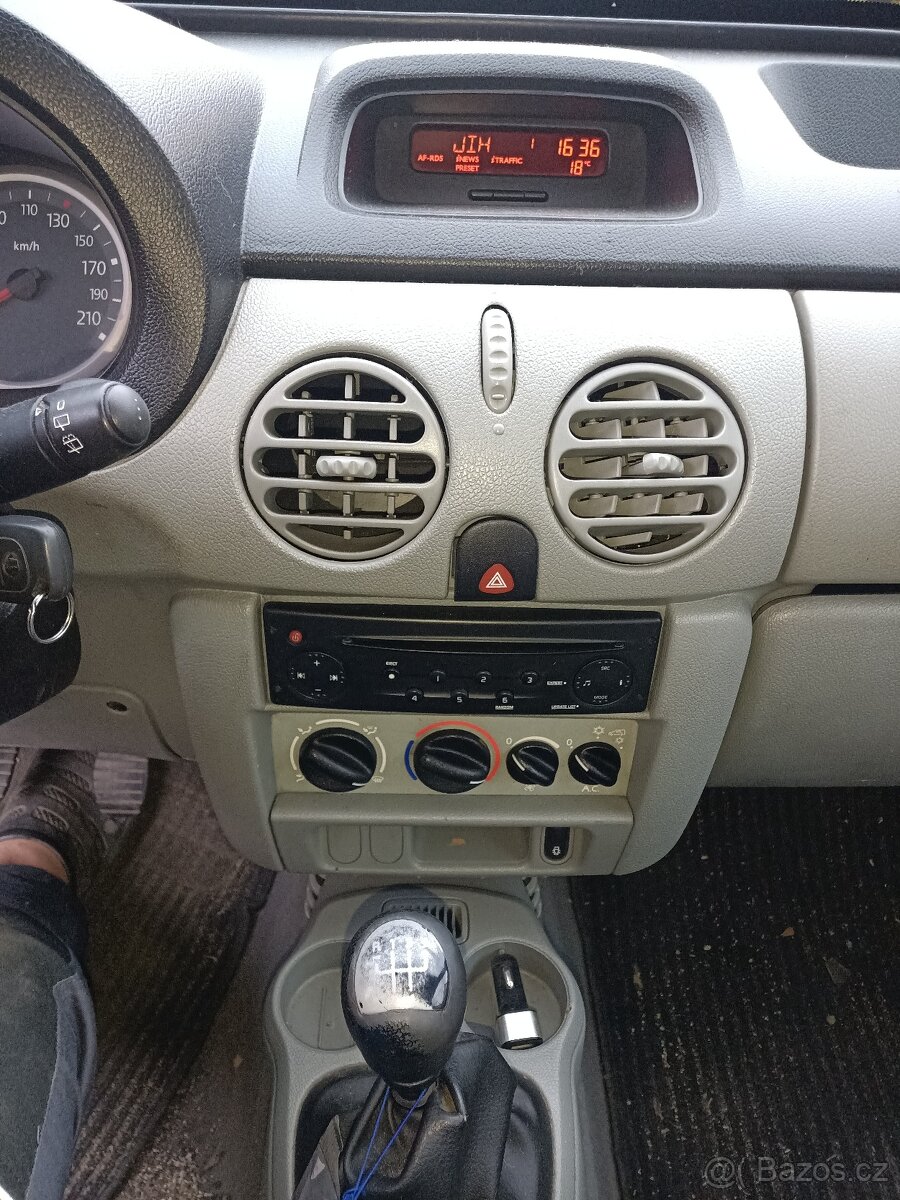 Renault Kangoo 1.6i 16V, PRIVILEG - 12