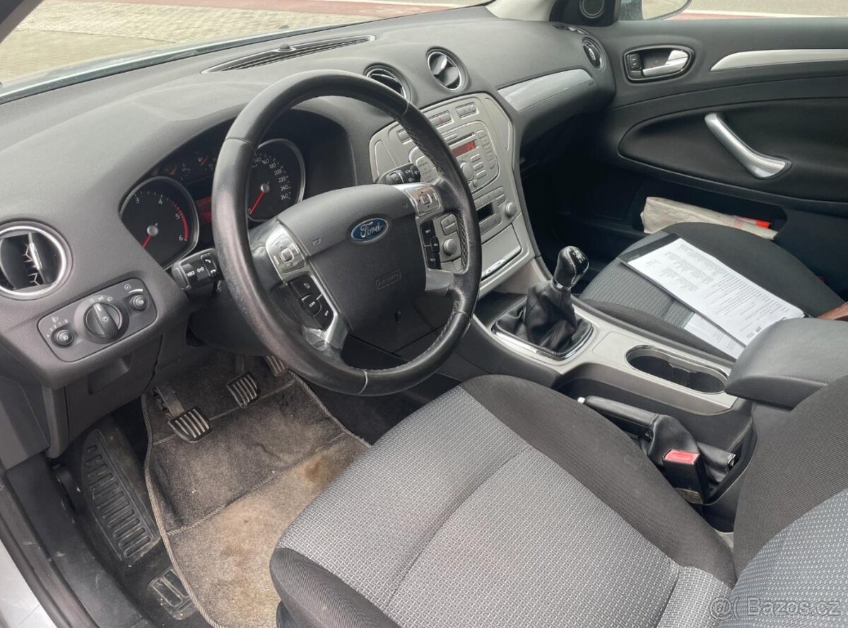 Ford Mondeo Combi 1.8 TDCI - 12