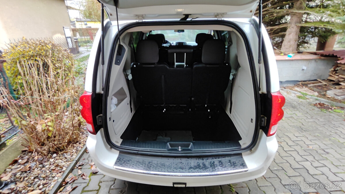 Dodge Grand Caravan 3,6 SXT LPG/benzín 211kW 7 míst - 12