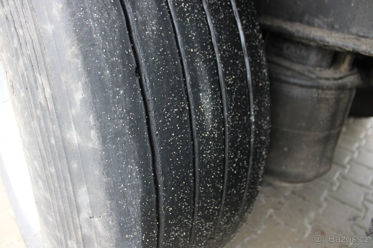 Krone KRONE SDP 27 WKE, ZVEDACÍ NÁPRAVA - 12