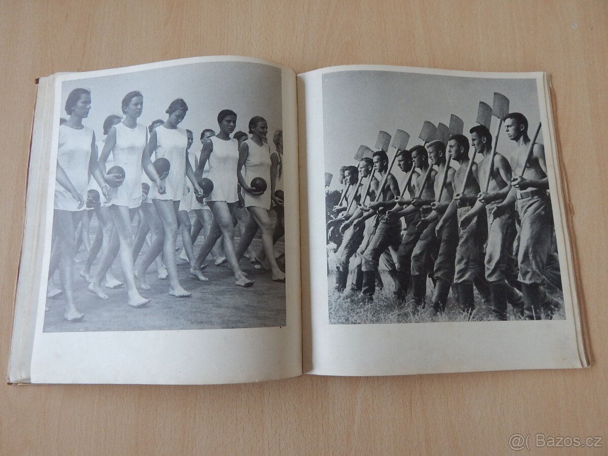 Breslau 1938, Adolf Hitler, Heinrich Hoffmann - 12