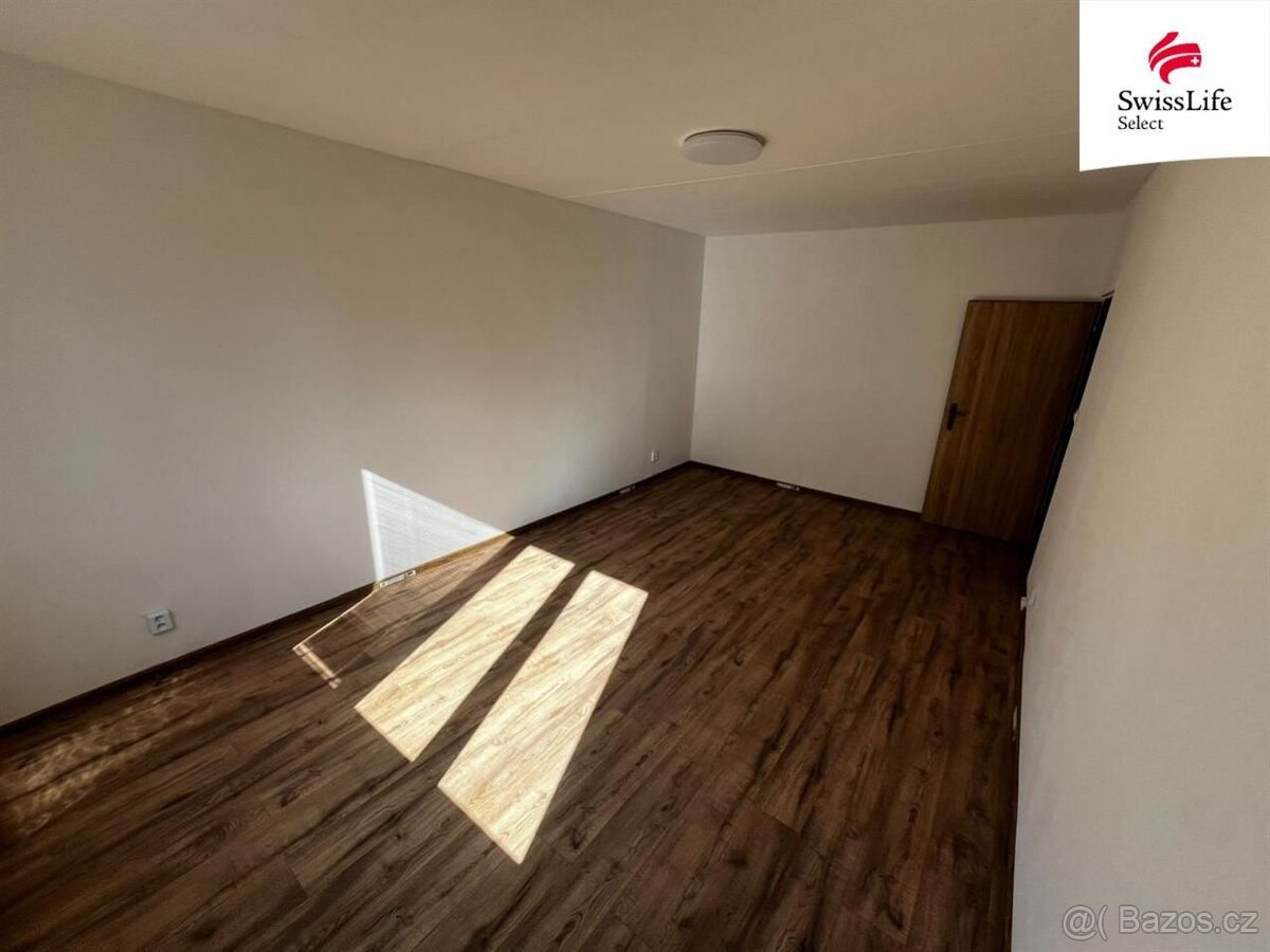 Pronájem bytu 2+1 51 m2 Závodu míru, Nejdek - 12