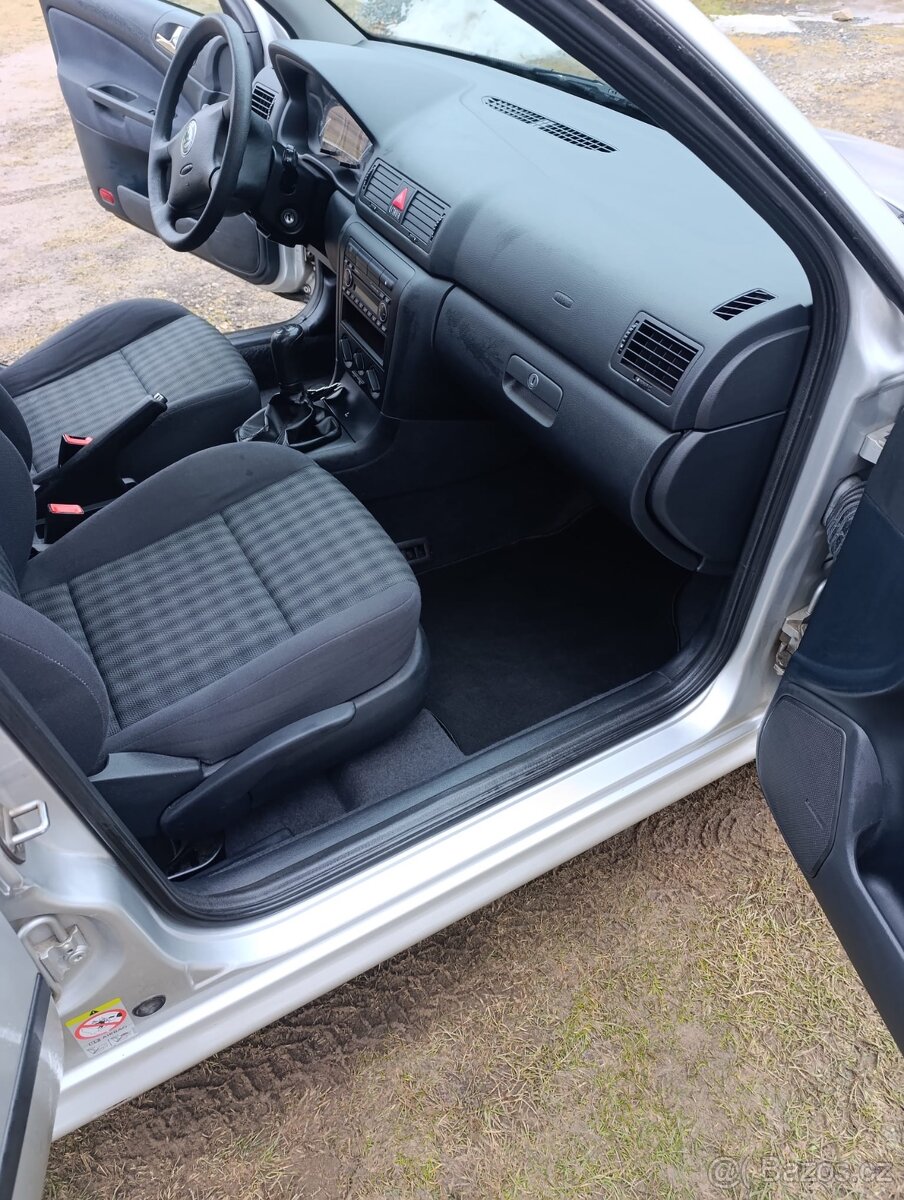 Škoda Octavia I - 12