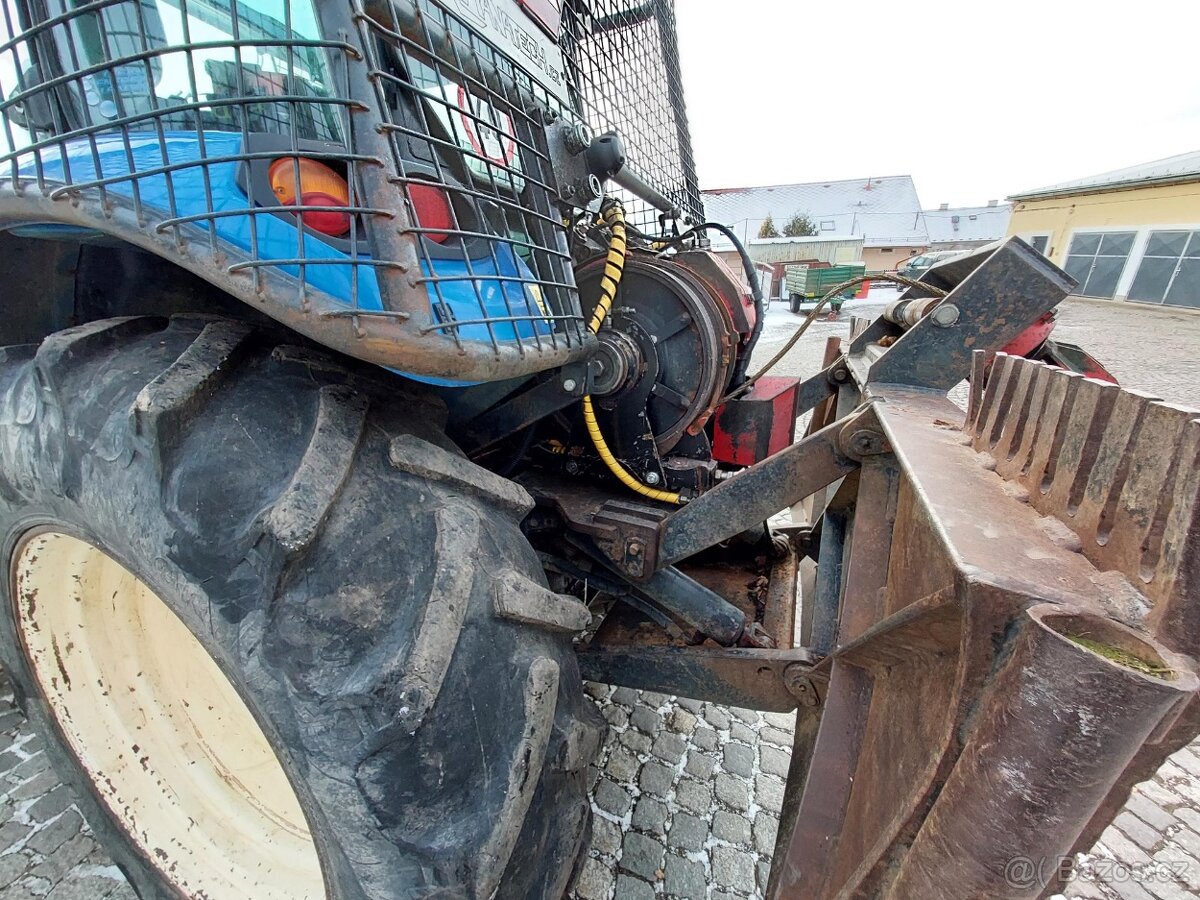 Traktor Hew Holland T4.95 - 12