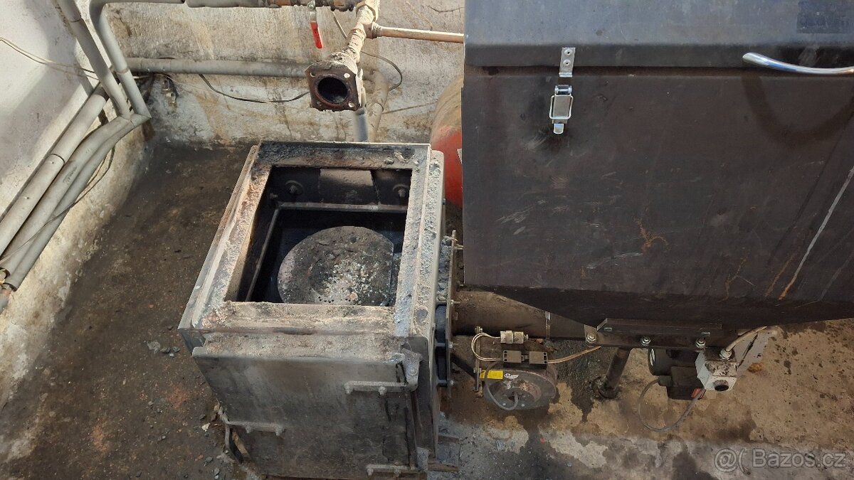 Přestavba kotle Viadrus 5č, na automtcký podavač Benekov - 12