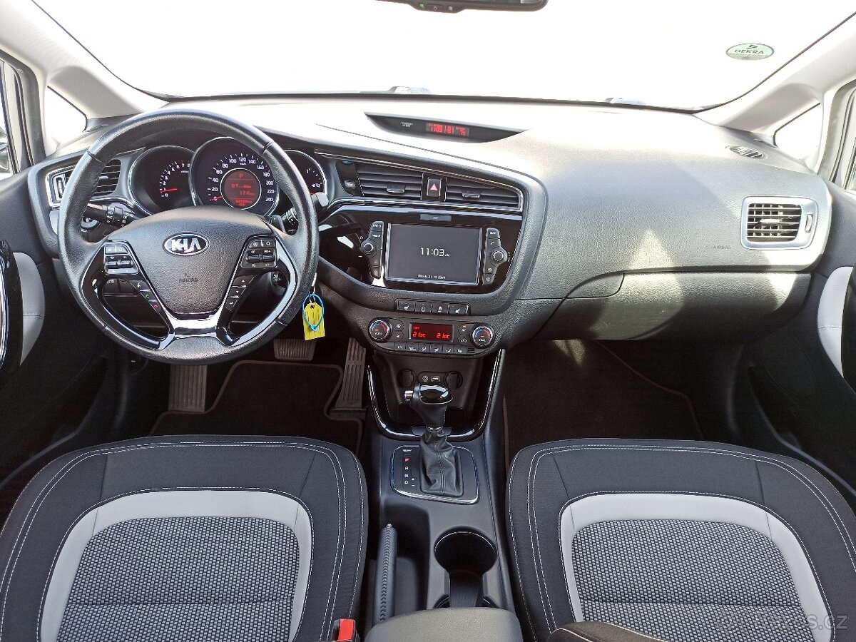 KIA CEED SW 1.6GDI 99kW ČR - 12