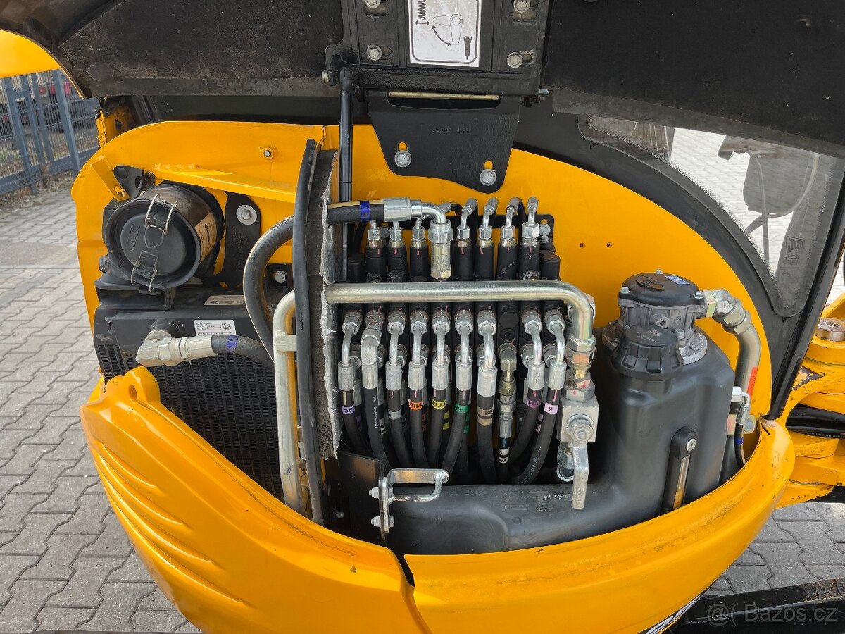 Pásový Minibagr bagr JCB 8025 ZTS, 2015rv, 2470mth - 12