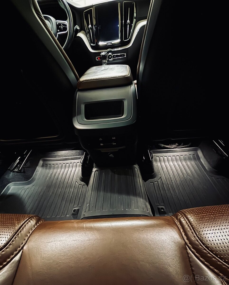 Volvo XC60 T5 2.0 AWD (2018) - odpočet DPH - 12