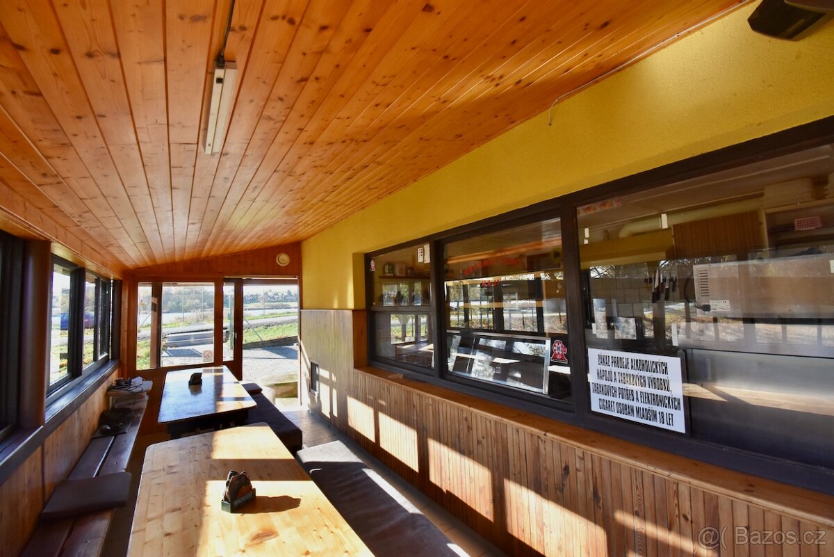 Restaurační zařízení v rekreační oblasti u rybníka Velký Vře - 12