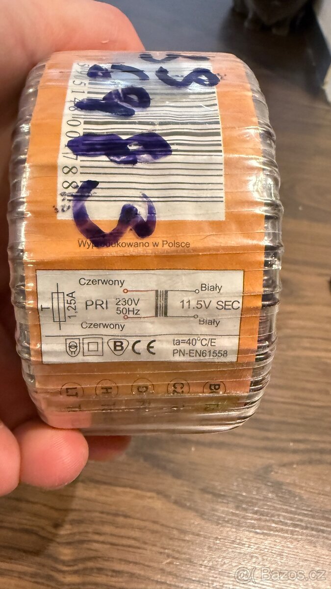 Transformátor 230V - 12V - 12