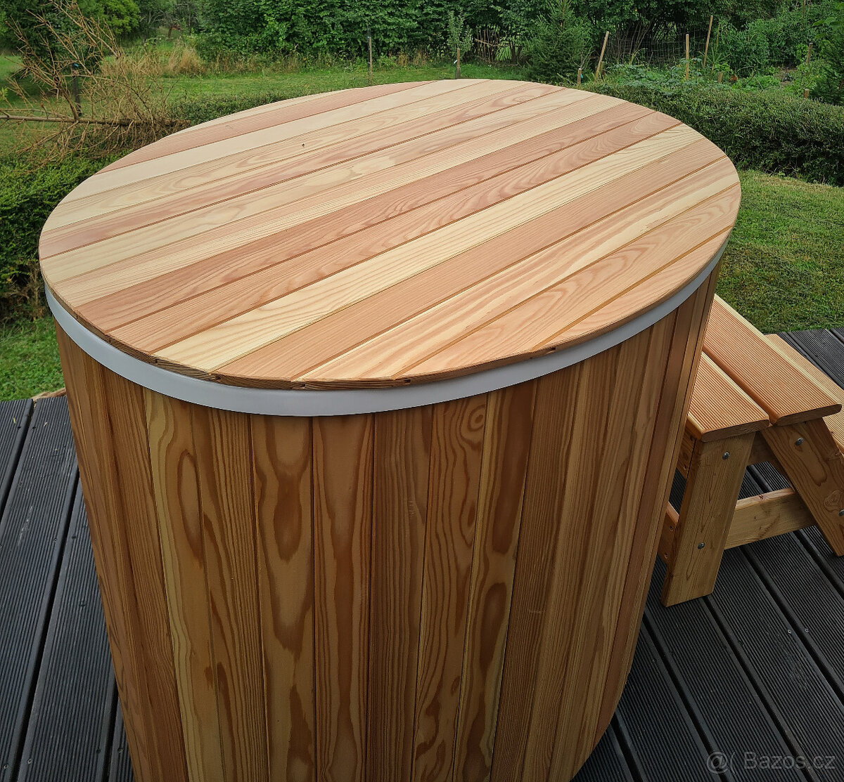 Ochlazovací káď k sauně – top kvalita - modřín - laminát - 12