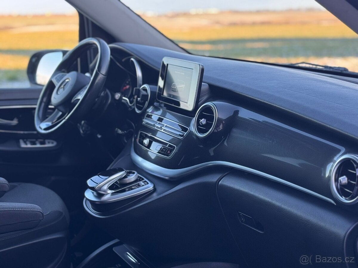 Mercedes-Benz V-Class 250 - 12