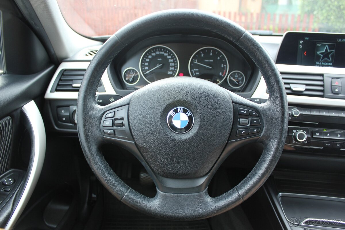 BMW 318D, FULL LED, NAVI, MANUÁL - 12