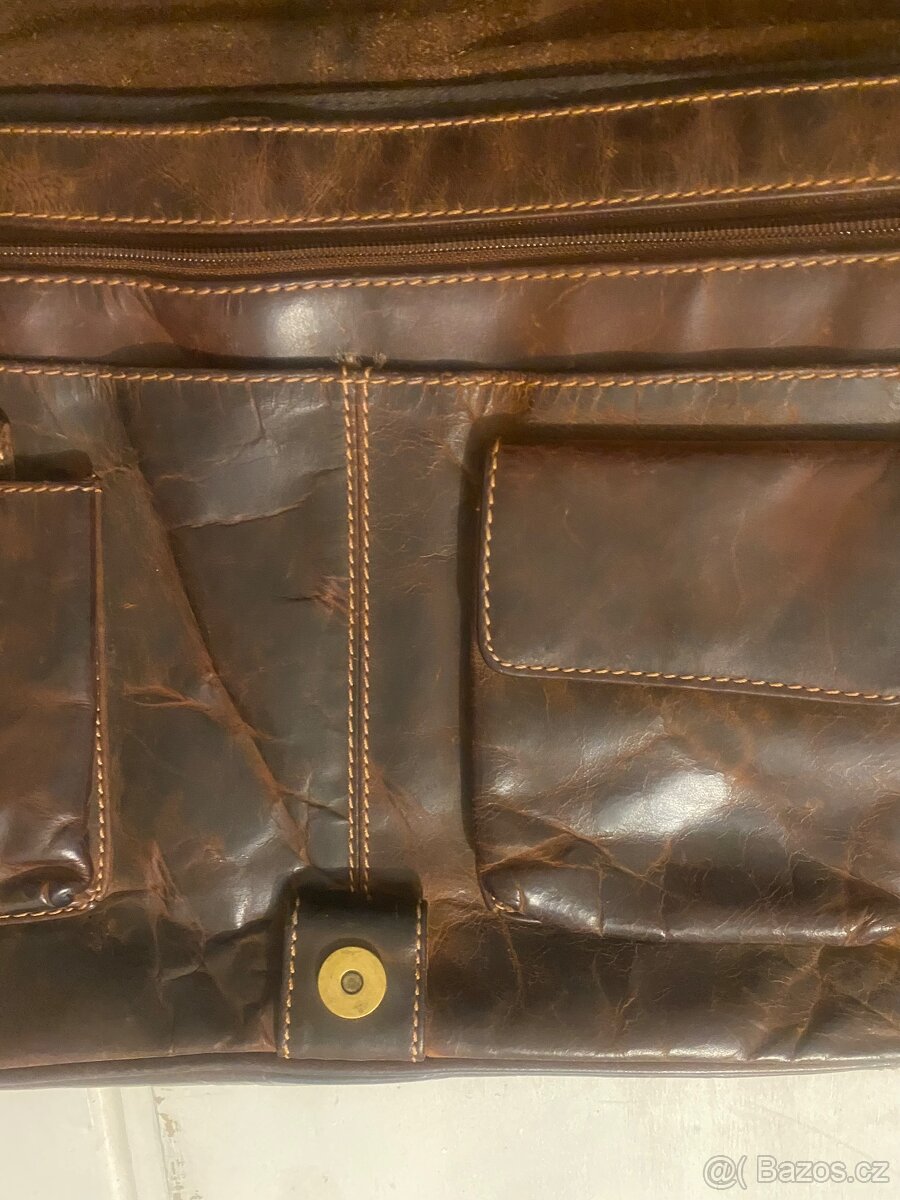 Cool kožená brašna “ Messenger Bag “ - 12