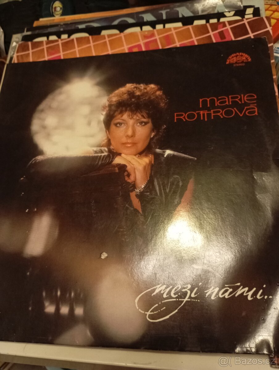 CD,Mc Lp a malý vinyl fota uvnitř - 12