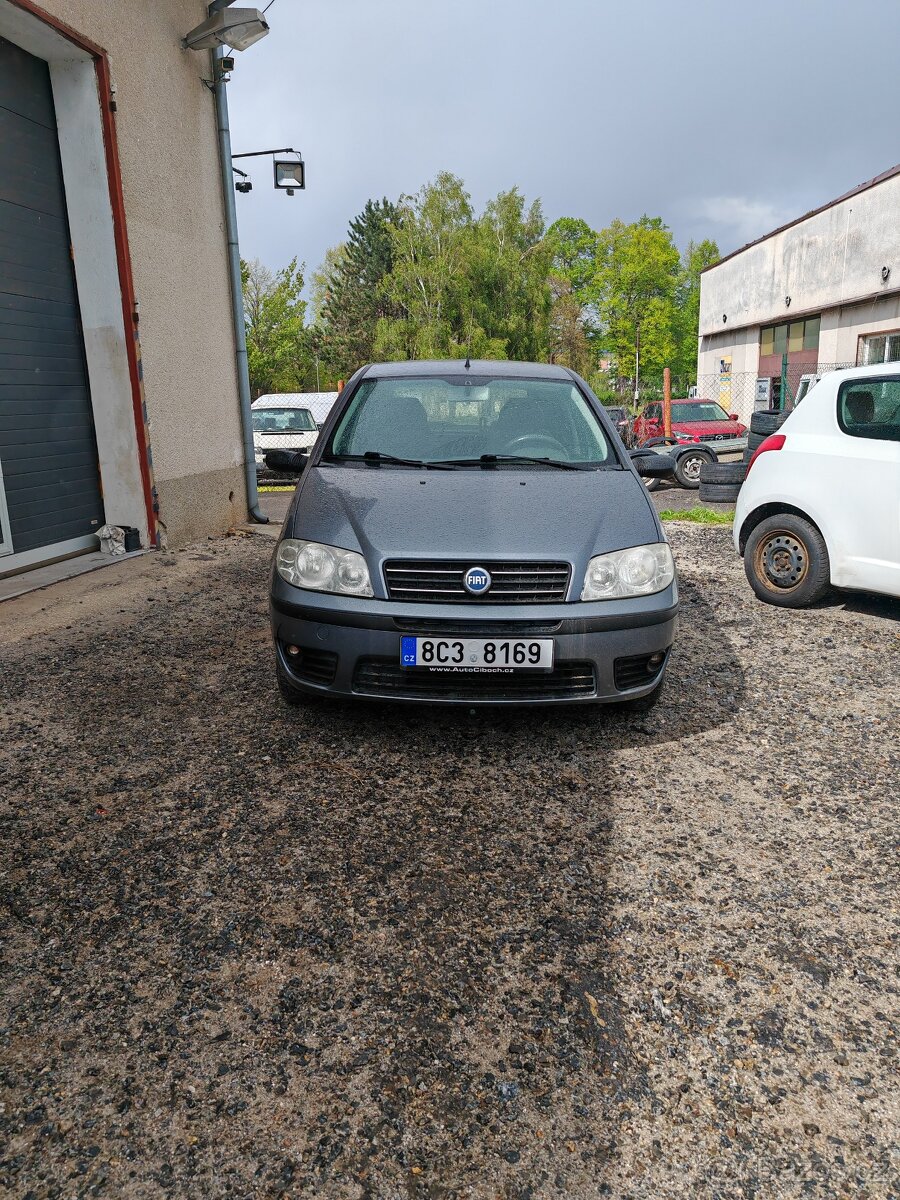 Fiat Punto r.v.2004 - 12