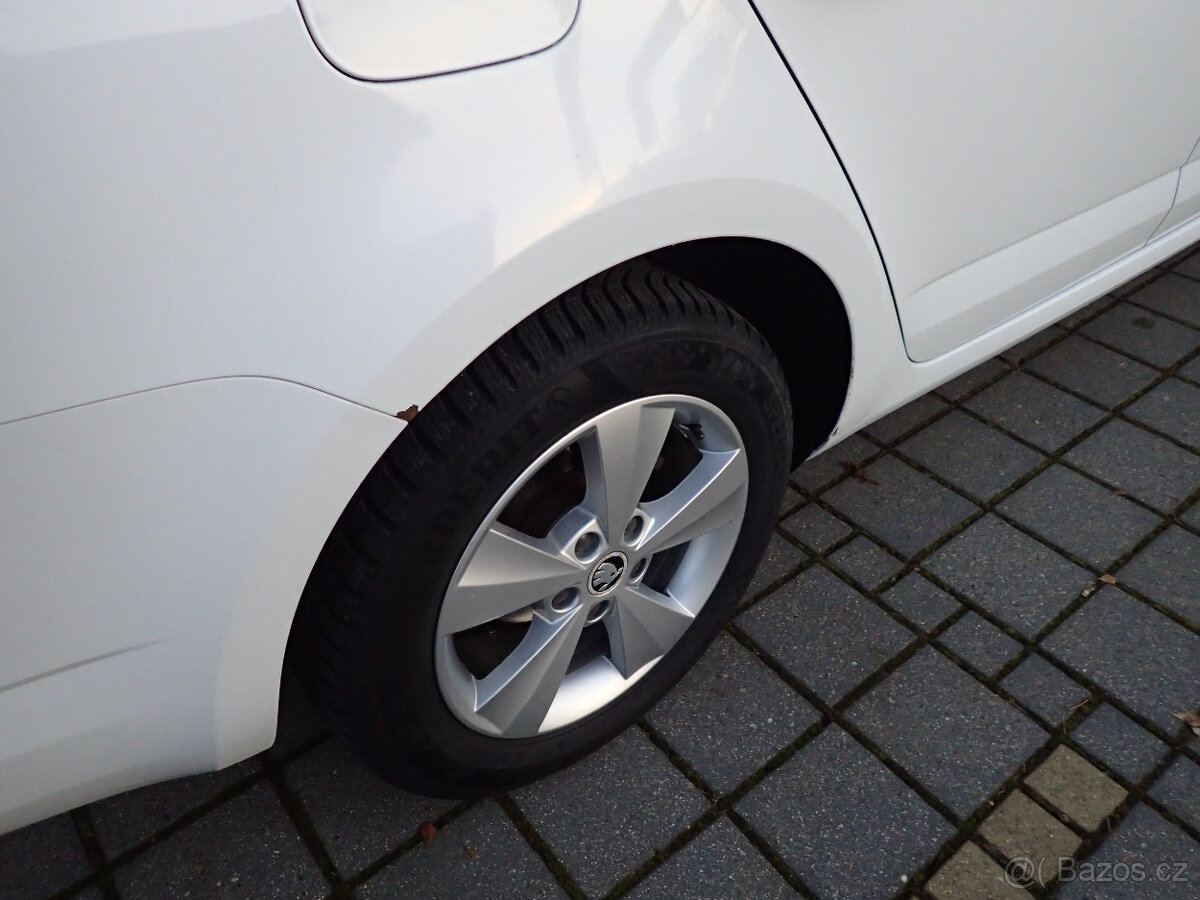 Škoda Octavia Combi 1,6 TDI III Style 81 kW - 12