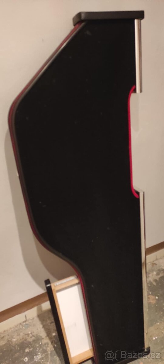 Odkládací stolek Daf - 12