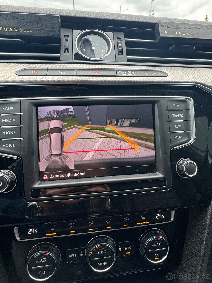 VW Passat 2.0TDI R-line 140kw DSG - 12