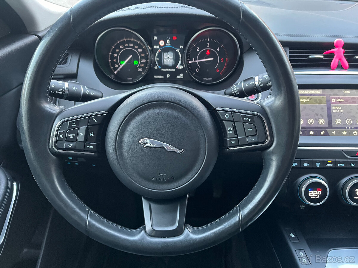 Jaguar E-Pace 2.0 D 150 AWD, LED,4X4,AUT,ČR DPH - 12