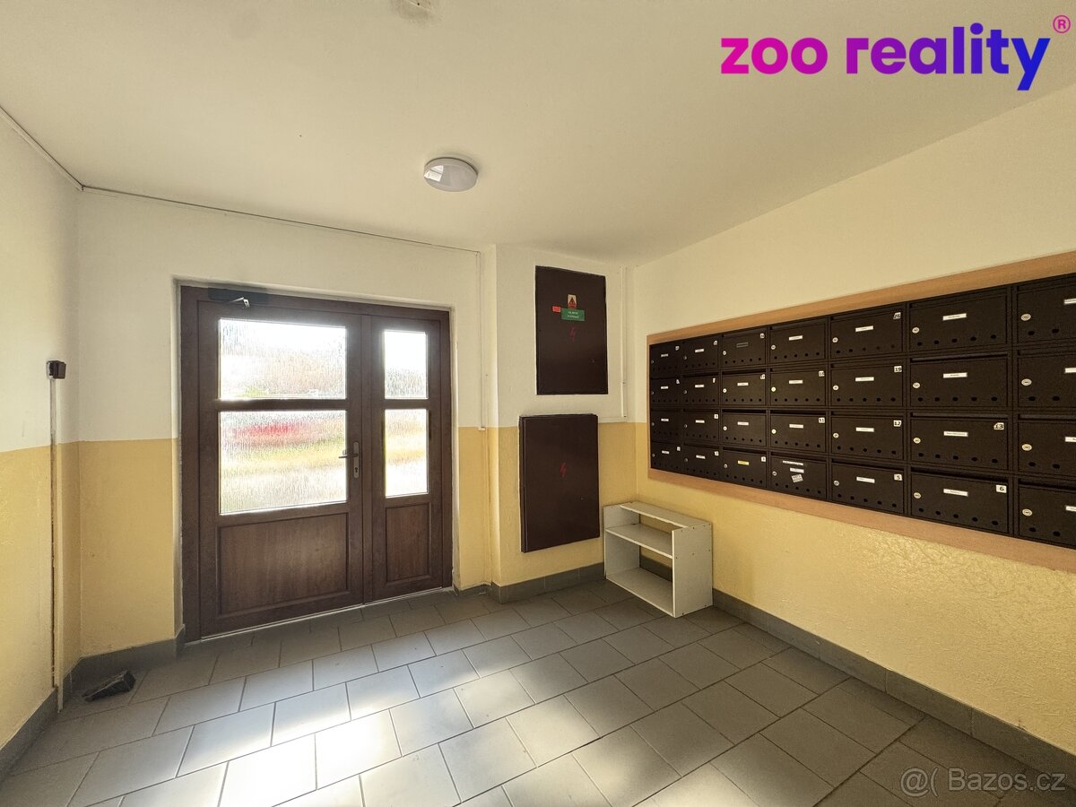 Prodej, byt 3+1, 65 m2, Chomutov, Vítězslava Nezvala ul. - 12