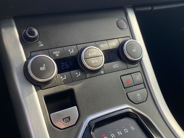 Land Rover Range Rover Evoque - 12