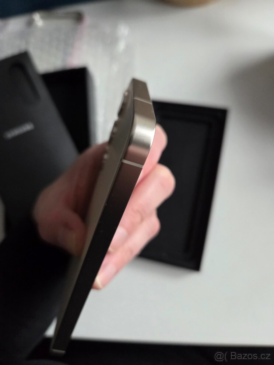 Samsung Galaxy S24, 8/256GB, Amber Yellow, stav jako nový - 12