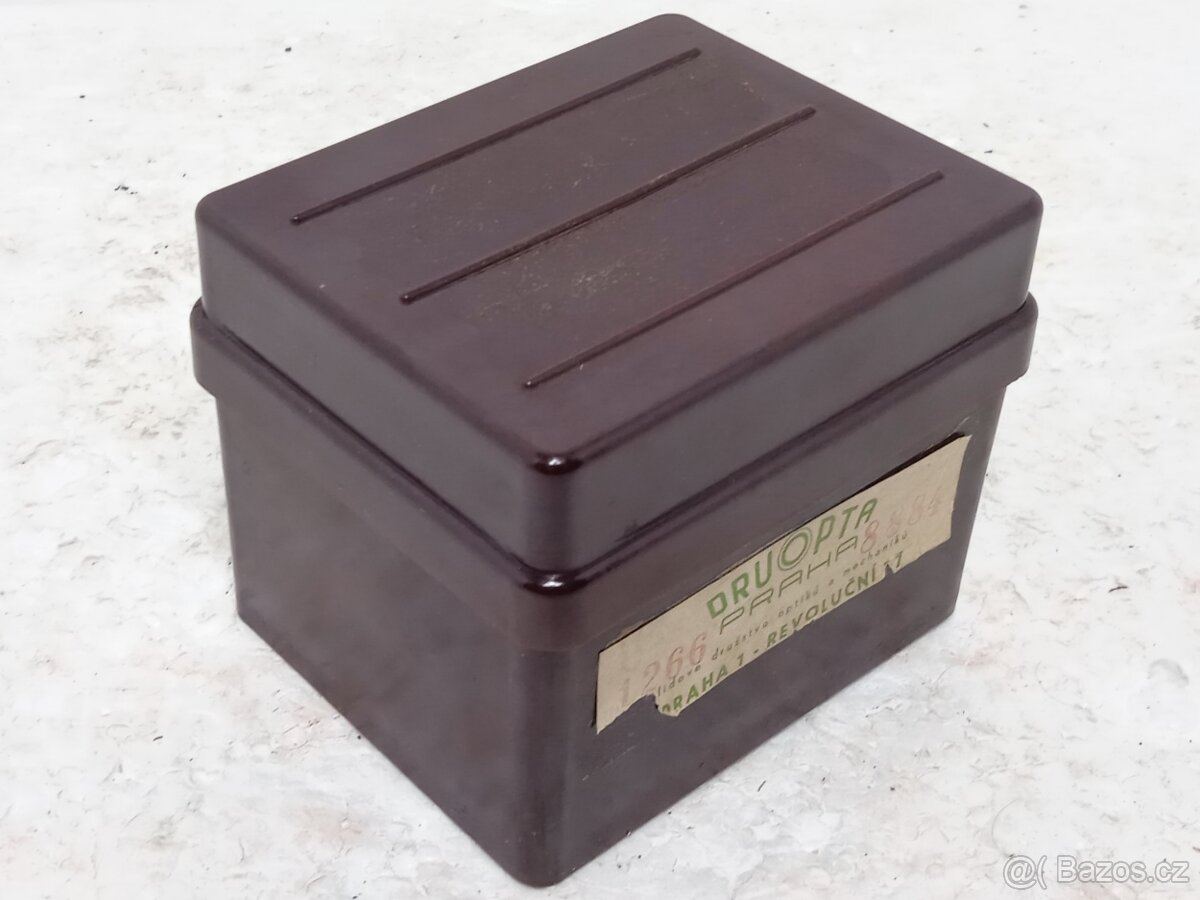 Druopta - Bakelitová krabička s fitry - 12