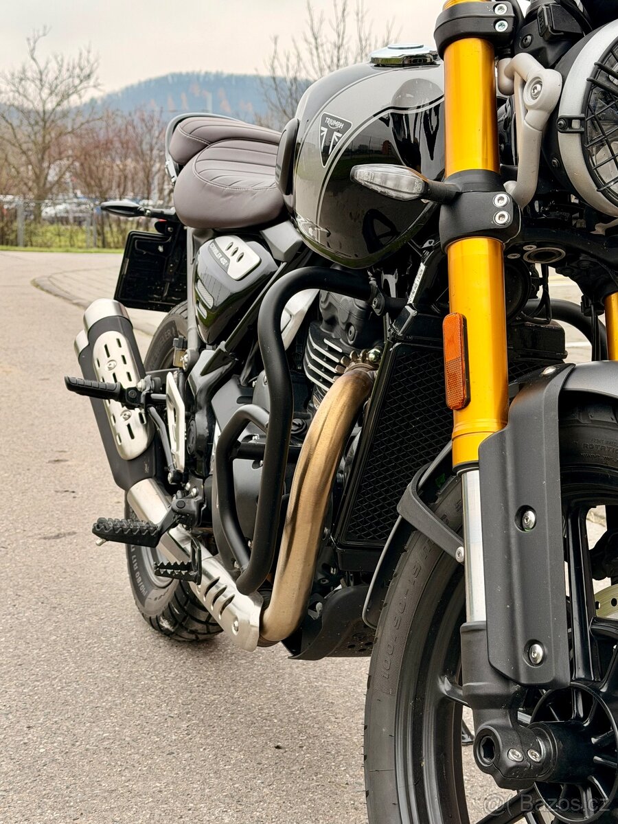 Triumph Scrambler 400 X - 12