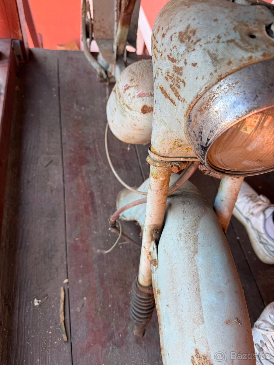 Jawa 555 - Torzo - 12