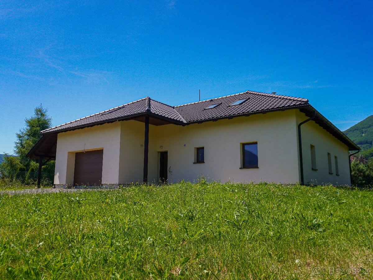 Prodej rodinného domu 7+2 s dvojgaráží Čeladná - 12