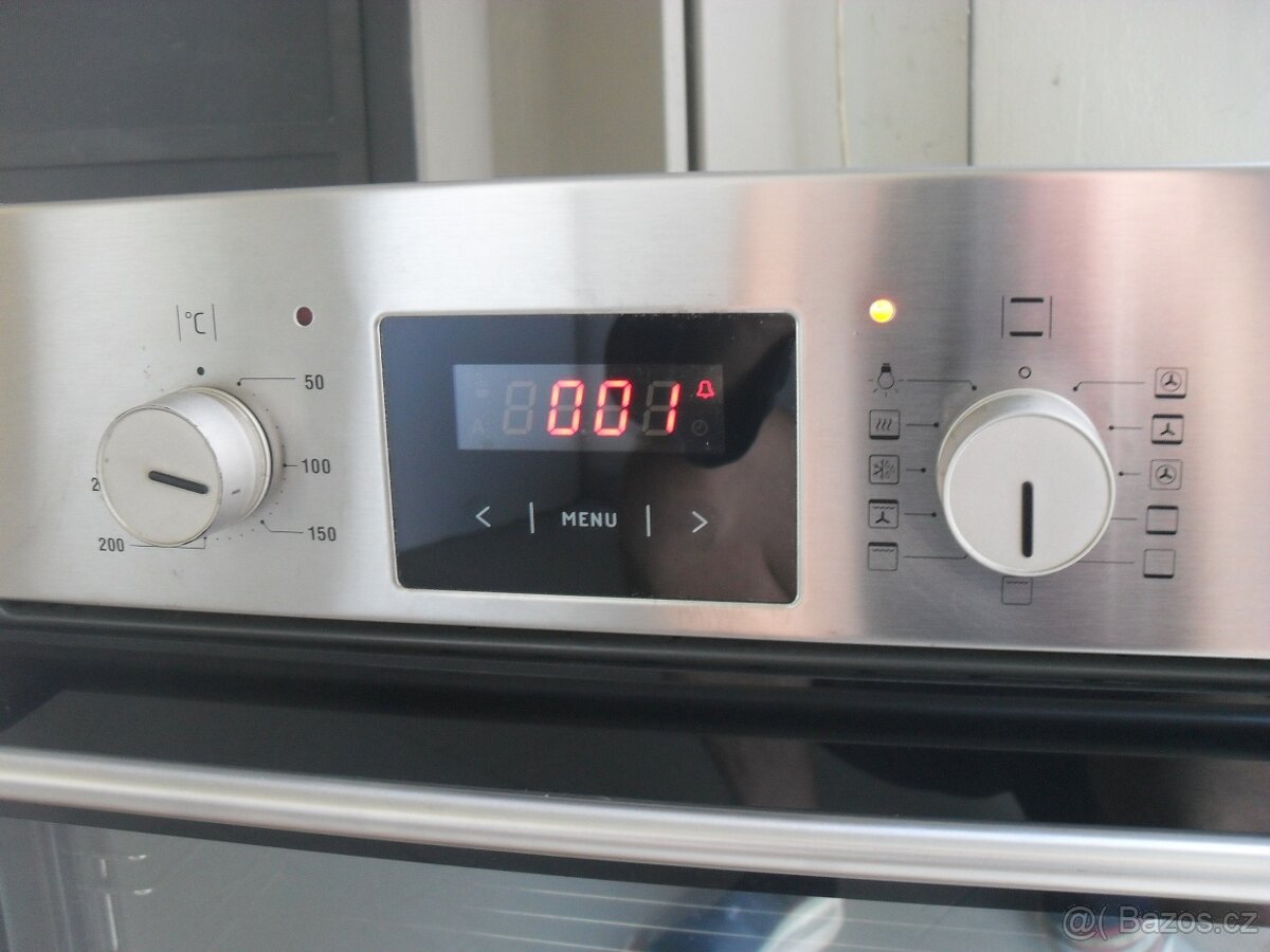 ELEKTRICKÁ VESTAVNÁ TROUBA AMICA,tř.A,11 PROGRAMŮ,LCD,66L - 12