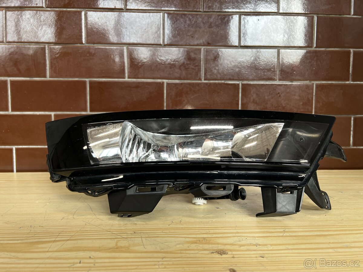 Mlhovky Škoda rapid - 12