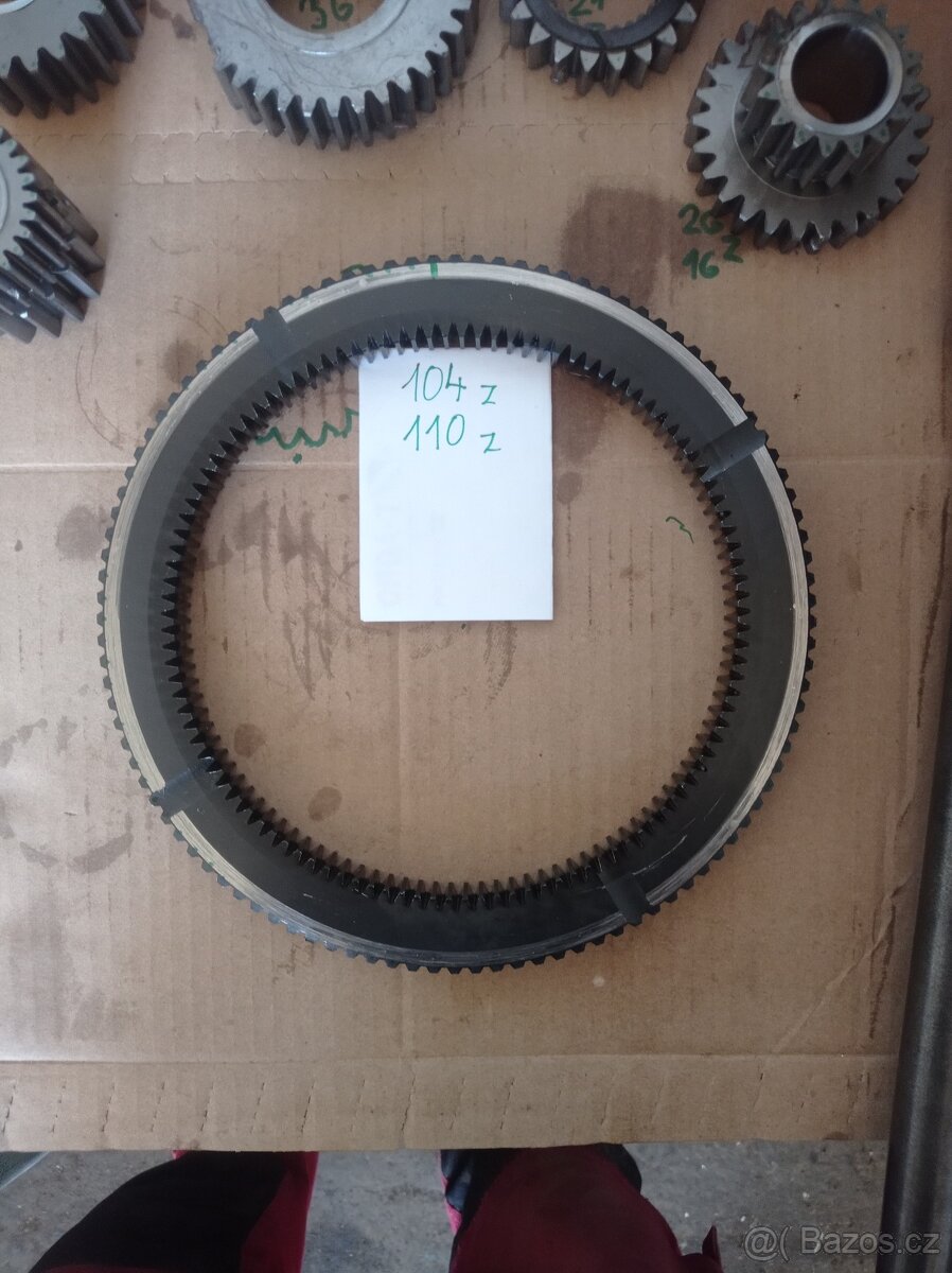 John Deere 7600-7810 - 12