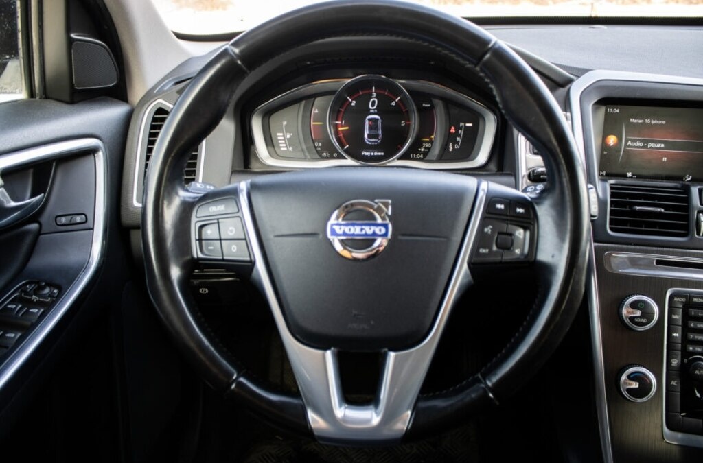 Volvo XC60 140kW (2015) - 12