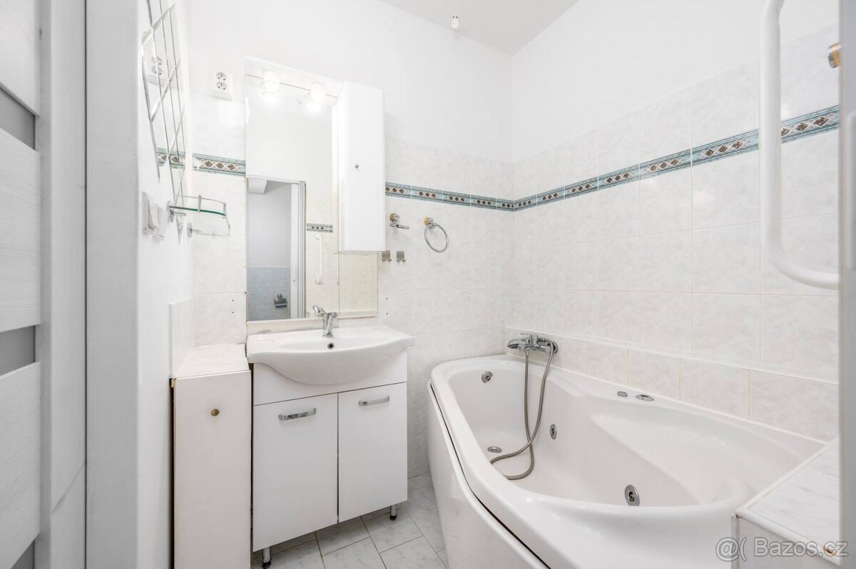 Prodej byt 4+1, 82㎡ - 12