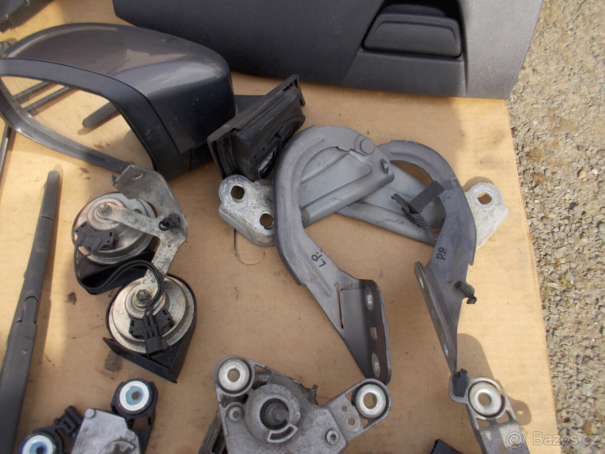 Díly 2. Ford Focus III 1.0 EcoBoost 74kw - 12