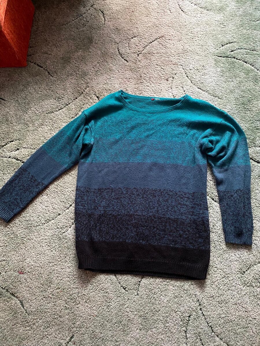 Šaty plesové a zimní - 12